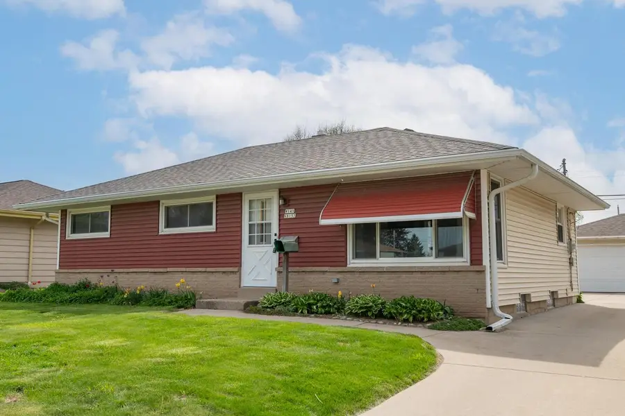 W149N8153 Winchester STREET, Menomonee Falls, WI 53051 - #3