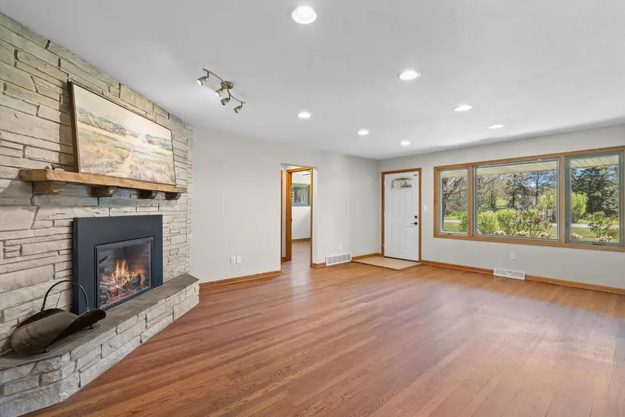 W172N9751 Division ROAD, Germantown, WI 53022 - #3