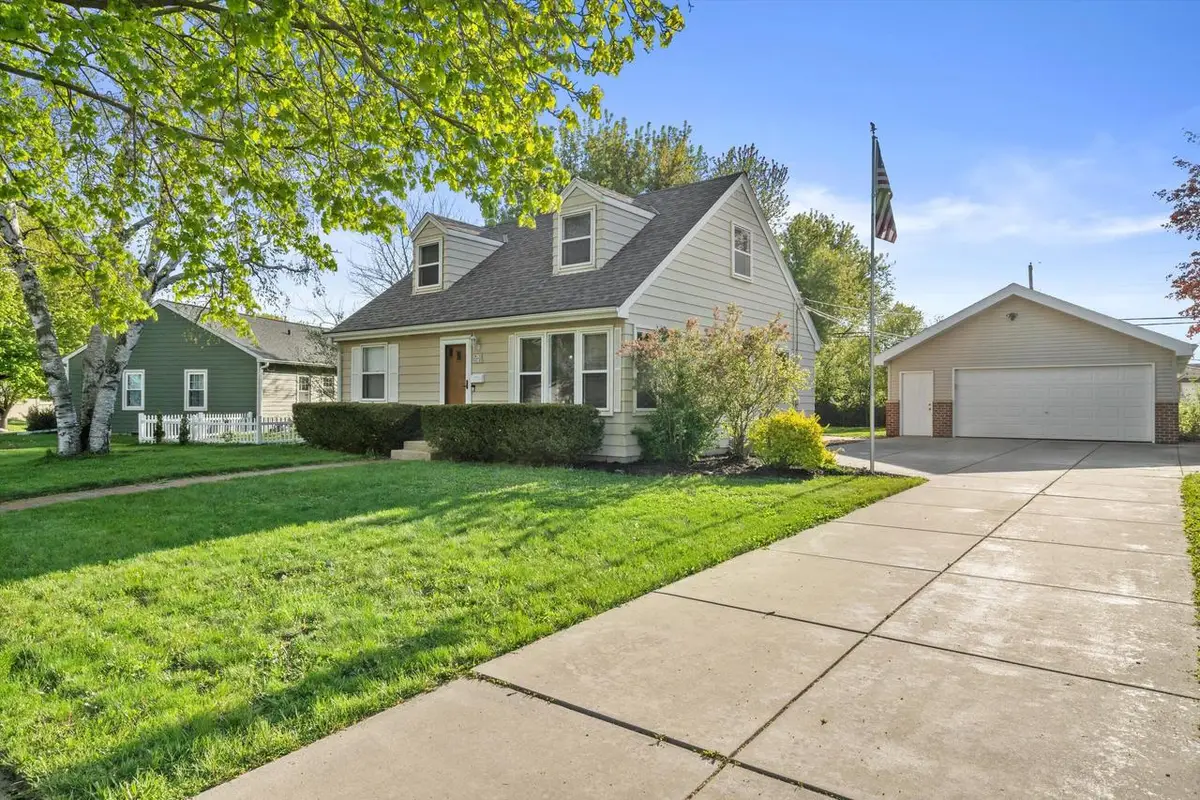 W150N8180 Manhattan DRIVE, Menomonee Falls, WI 53051 - #1