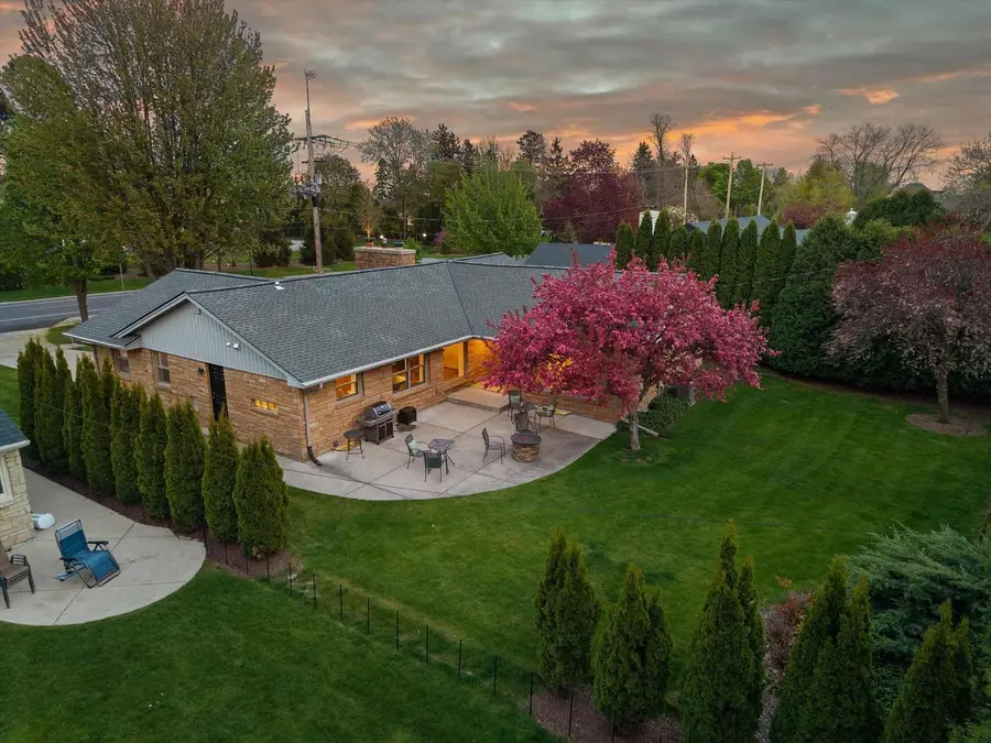 6419 Lake DRIVE, Fox Point, WI 53217 - #3