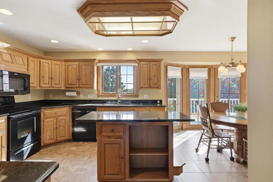 211 Erin COURT, West Bend, WI 53095 - #2