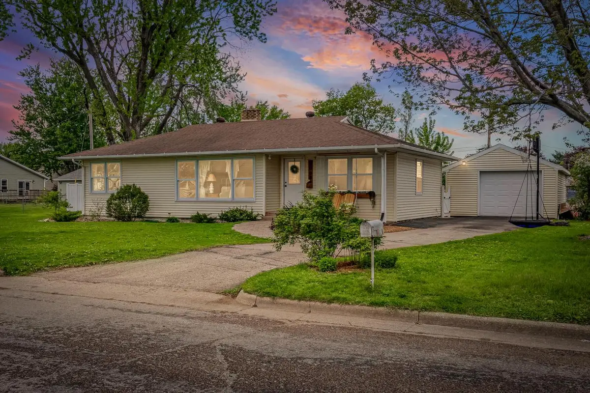 3008 26th STREET, La Crosse, WI 54601 - #1