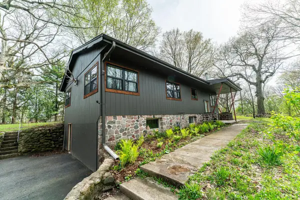 203 Prairie View DRIVE, North Prairie, WI 53153