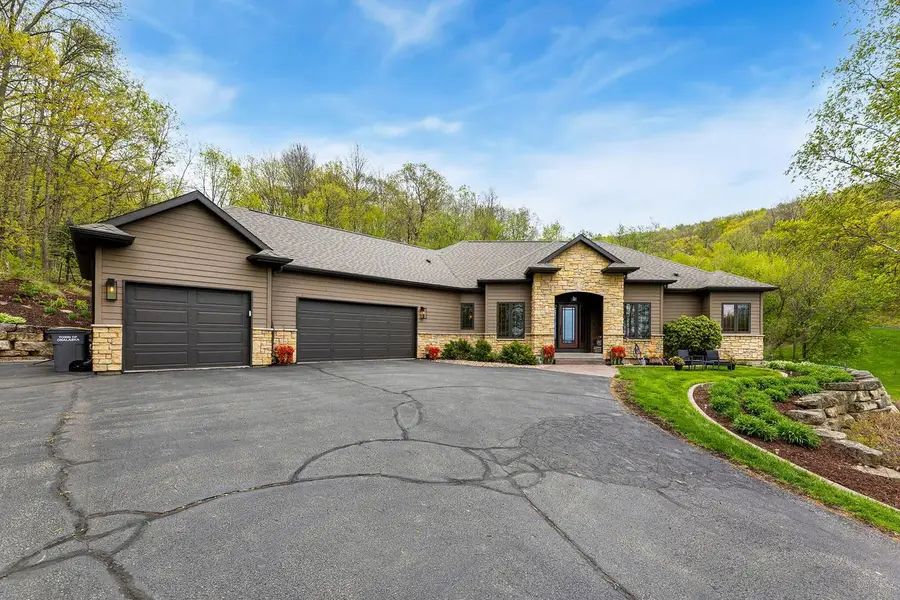 W6104 Valley PLACE, Holmen, WI 54636 - #3