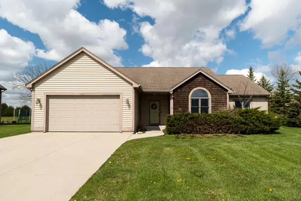 429 Heritage STREET, Belgium, WI 53004