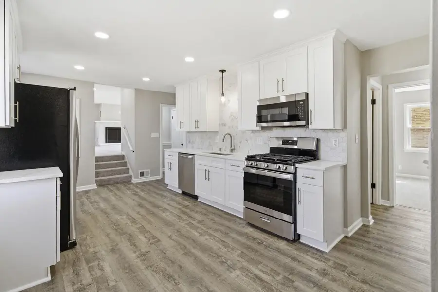 4076 93rd STREET, Wauwatosa, WI 53222 - #3