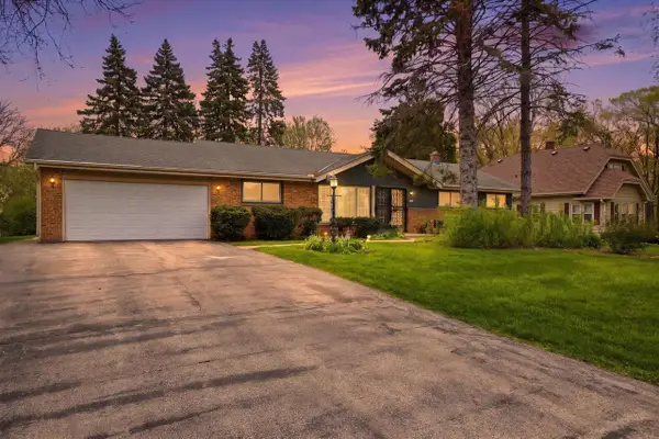 6994 Range Line ROAD, Glendale, WI 53209