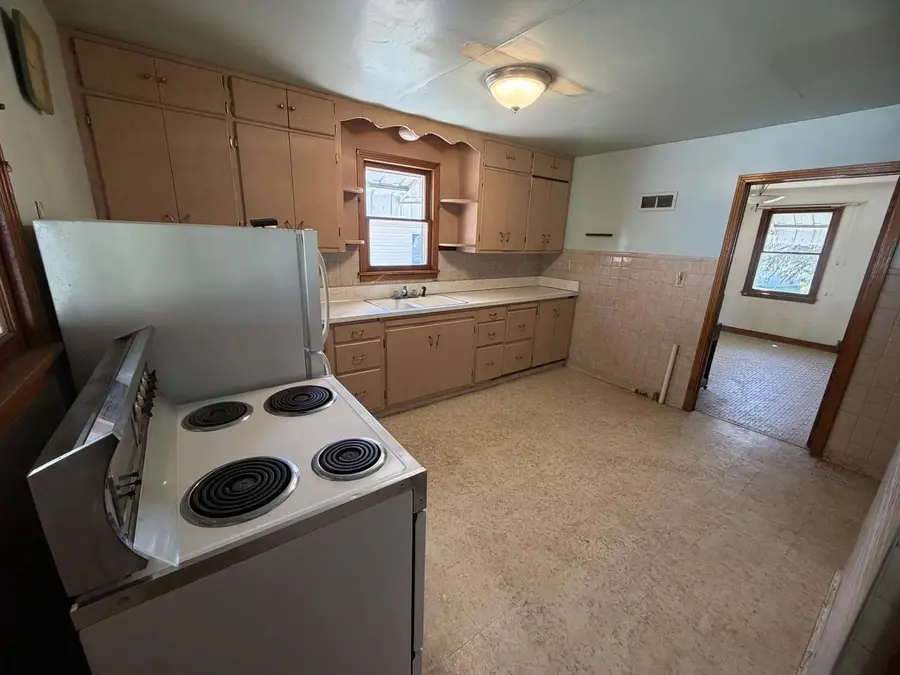 1615 31st STREET, La Crosse, WI 54601 - #3