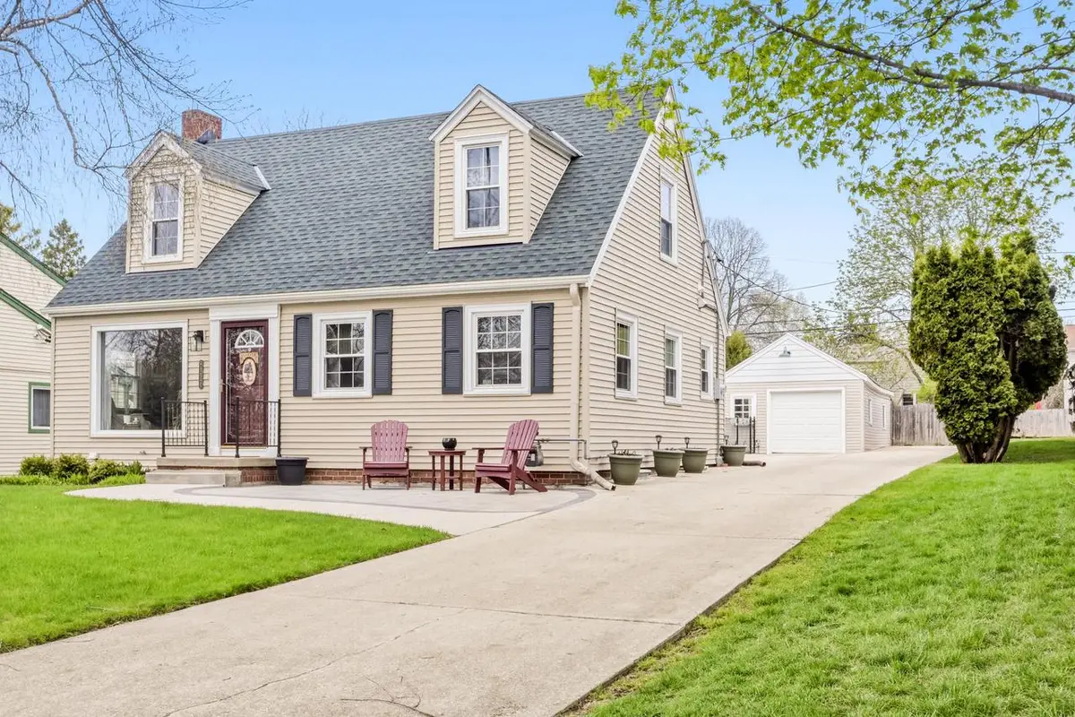 8314 Regent ROAD, Fox Point, WI 53217 - #1