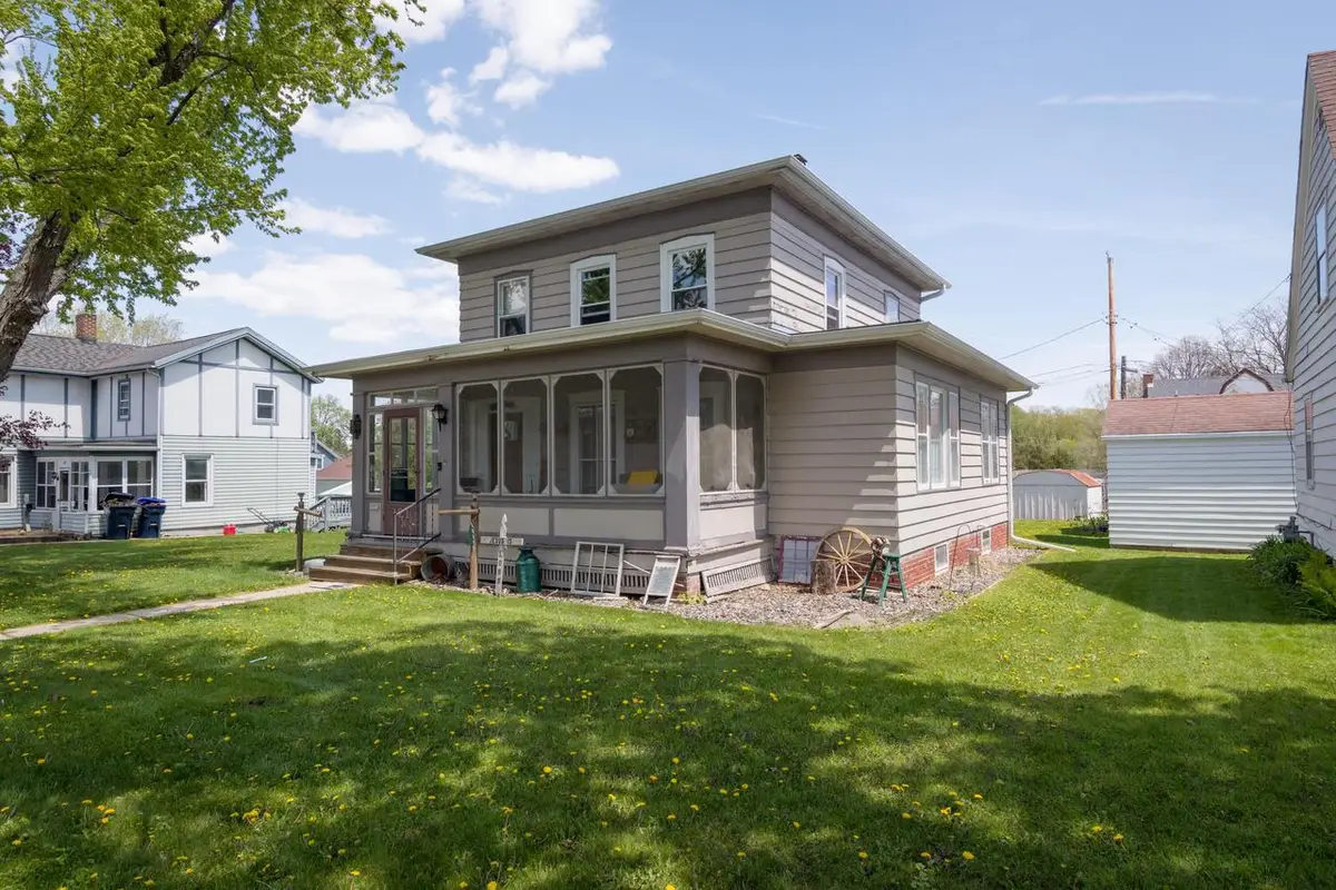 121 Cedar STREET, Horicon, WI 53032 - #1