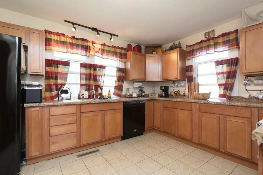 121 Cedar STREET, Horicon, WI 53032 - #3