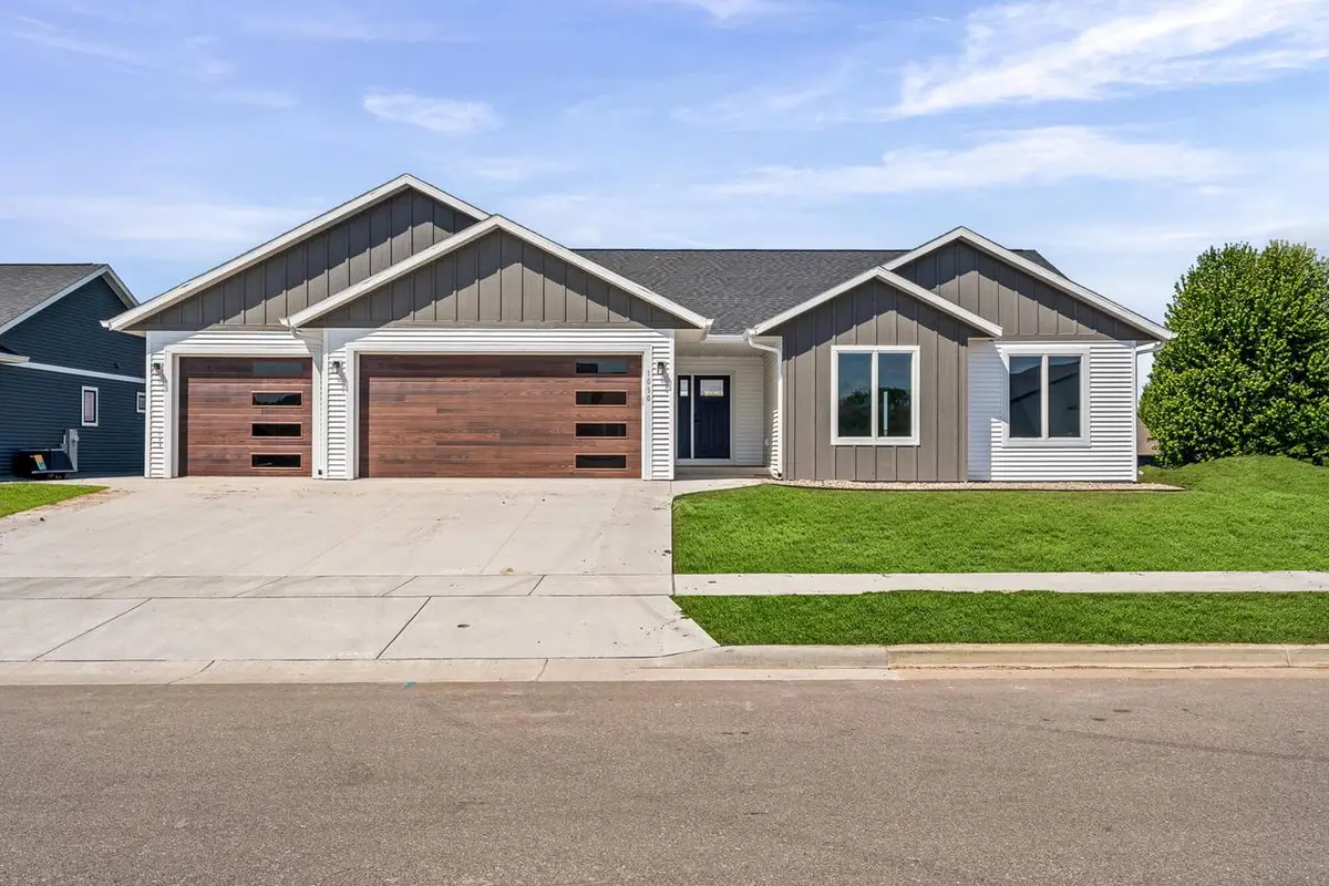1050 Crockett DRIVE, Holmen, WI 54636 - #1