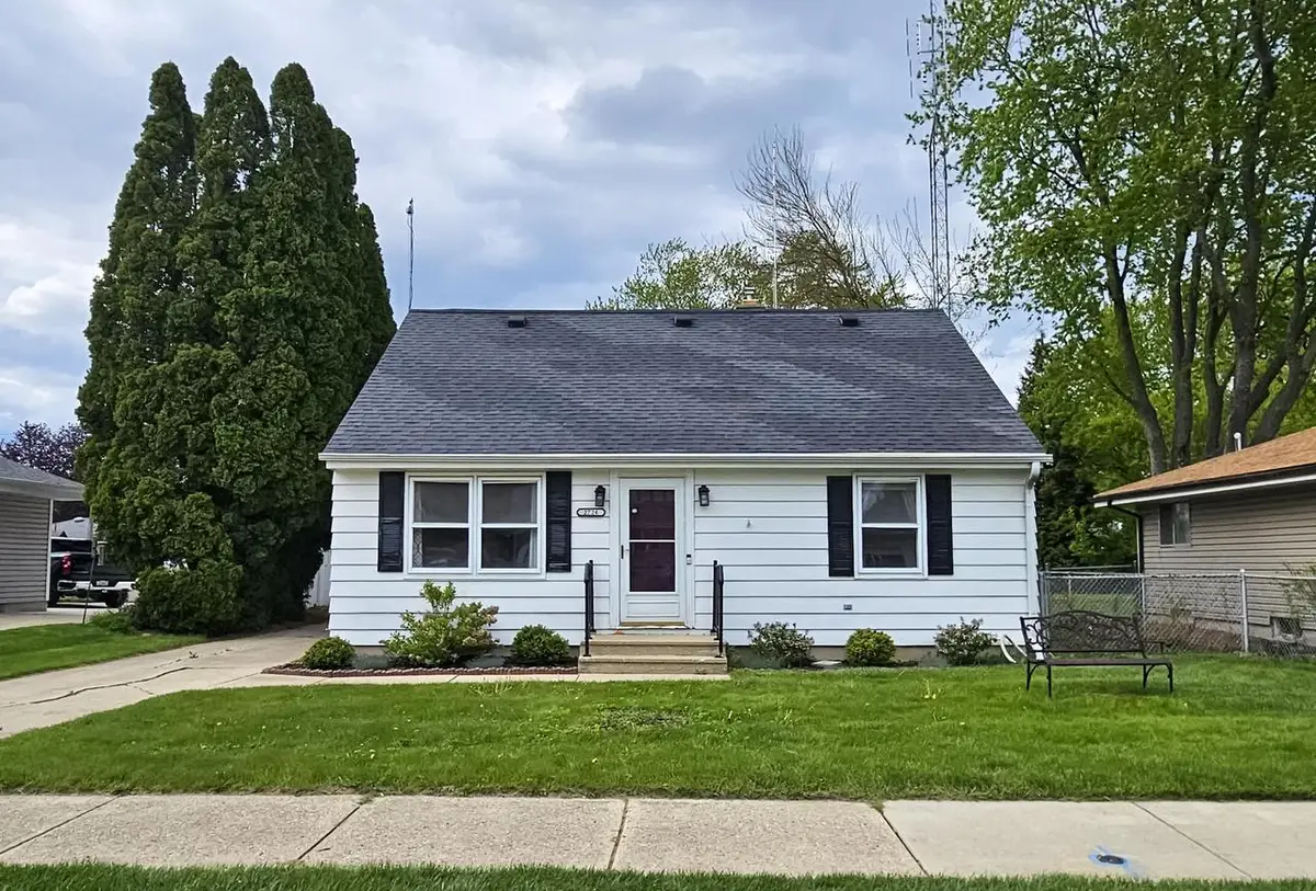 2726 84th STREET, Kenosha, WI 53143 - #1