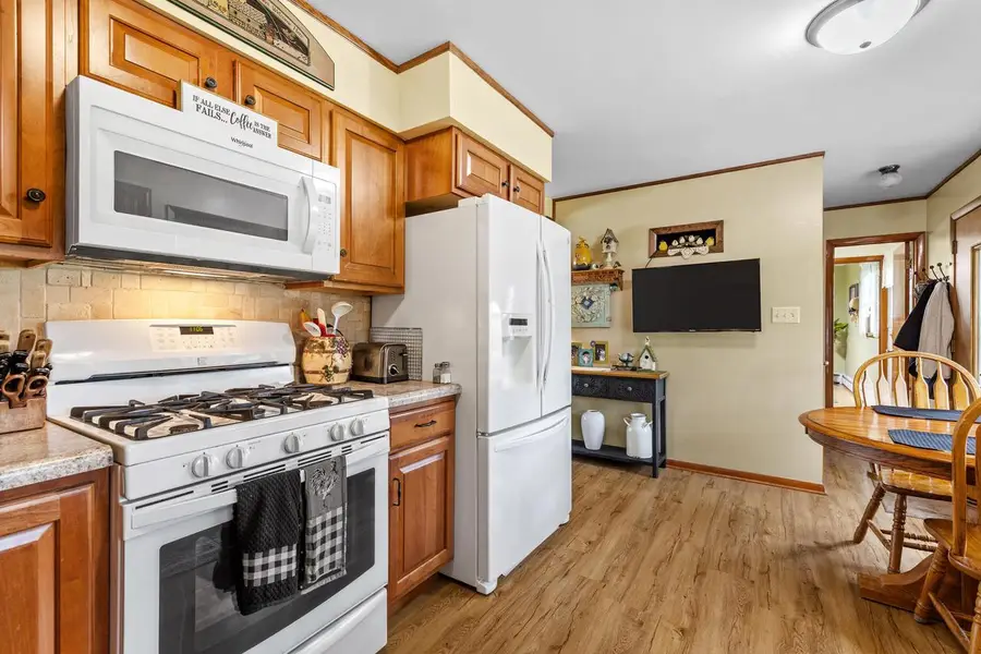 2211 Pleasant AVENUE, New Holstein, WI 53061 - #3