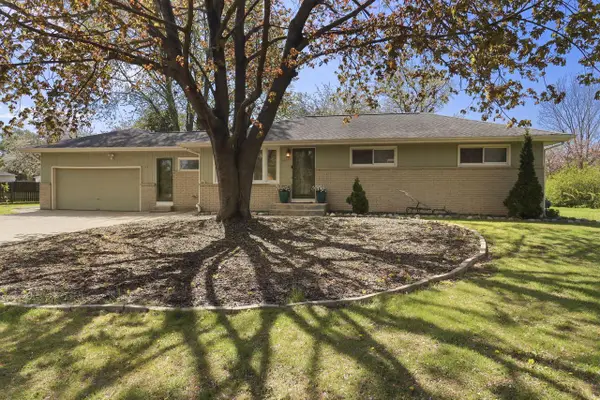 3301 Carol COURT, Oak Creek, WI 53154