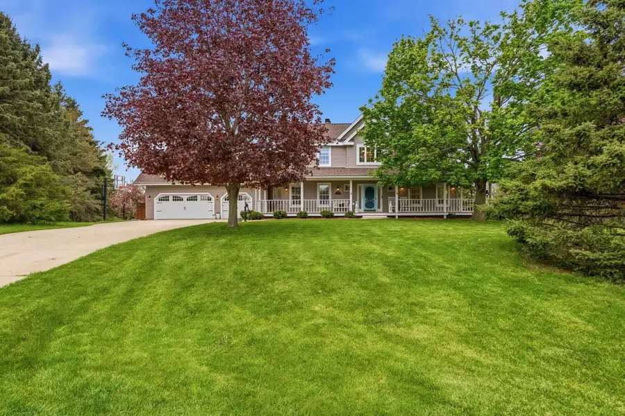 105 Mark COURT, North Prairie, WI 53153 - #2