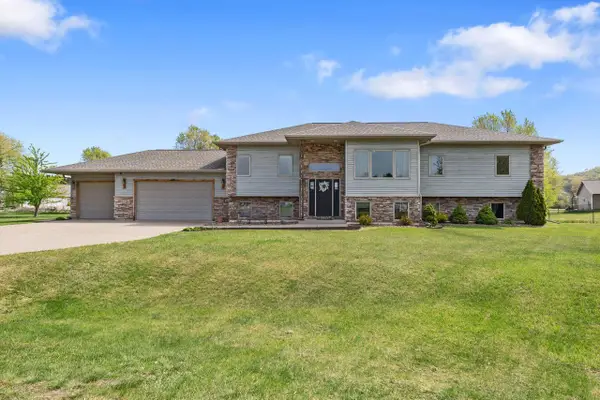 W7872 Amstel COURT, Holmen, WI 54636