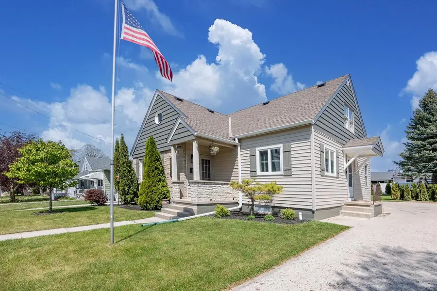 304 Fredonia AVENUE, Fredonia, WI 53021 - #2