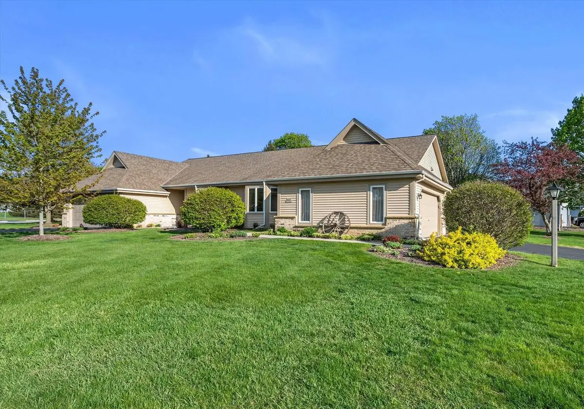 N114W15947 Hilbert LANE, Germantown, WI 53022 - #1