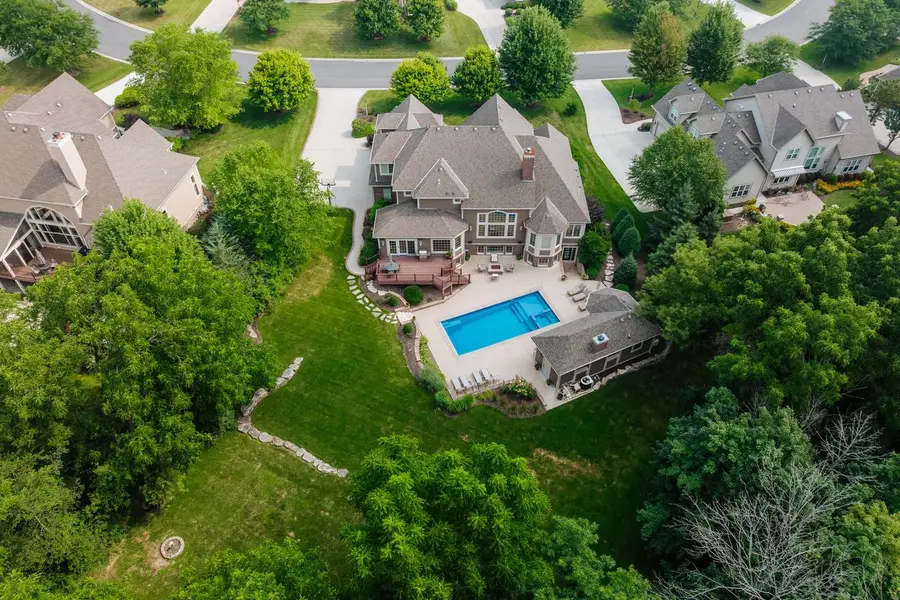 W210N5415 Carters Crossing CIRCLE, Menomonee Falls, WI 53051 - #3