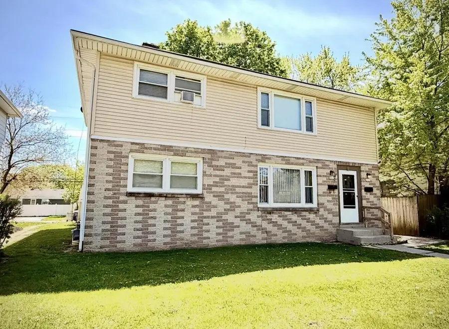 8221 Villard AVENUE #8223, Milwaukee, WI 53218 - #3