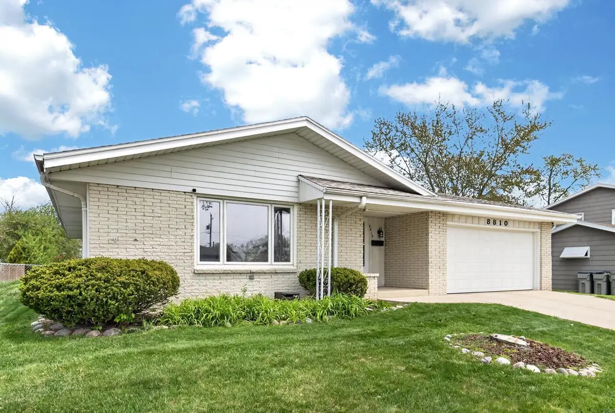 8810 Petersik STREET, Milwaukee, WI 53224 - #1