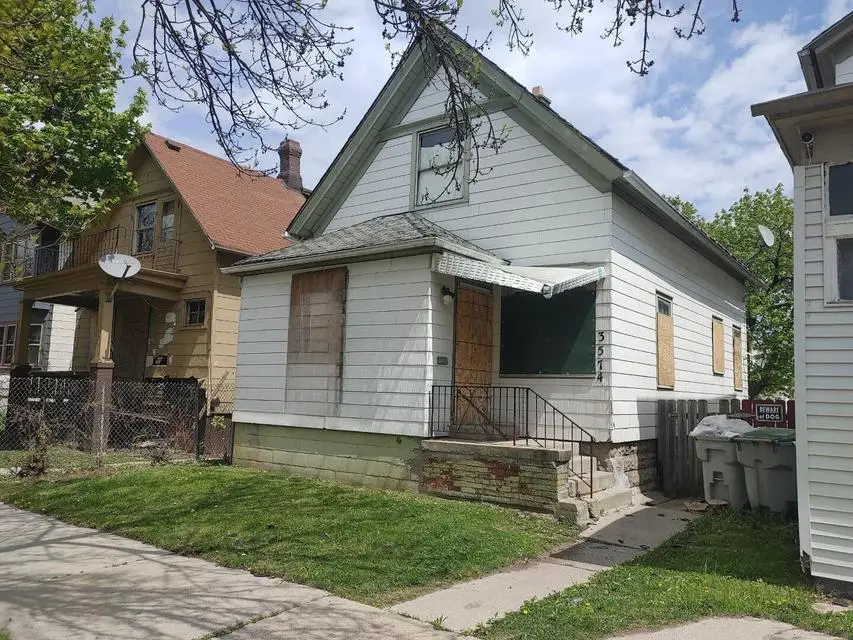 3574 10th STREET, Milwaukee, WI 53206 - #1