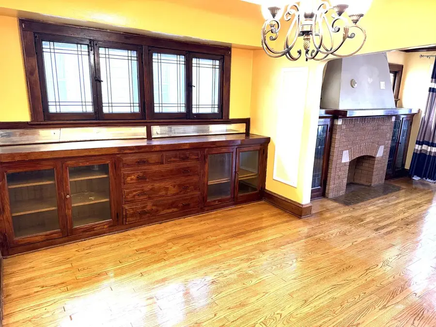 1350 55th STREET, Milwaukee, WI 53208 - #3