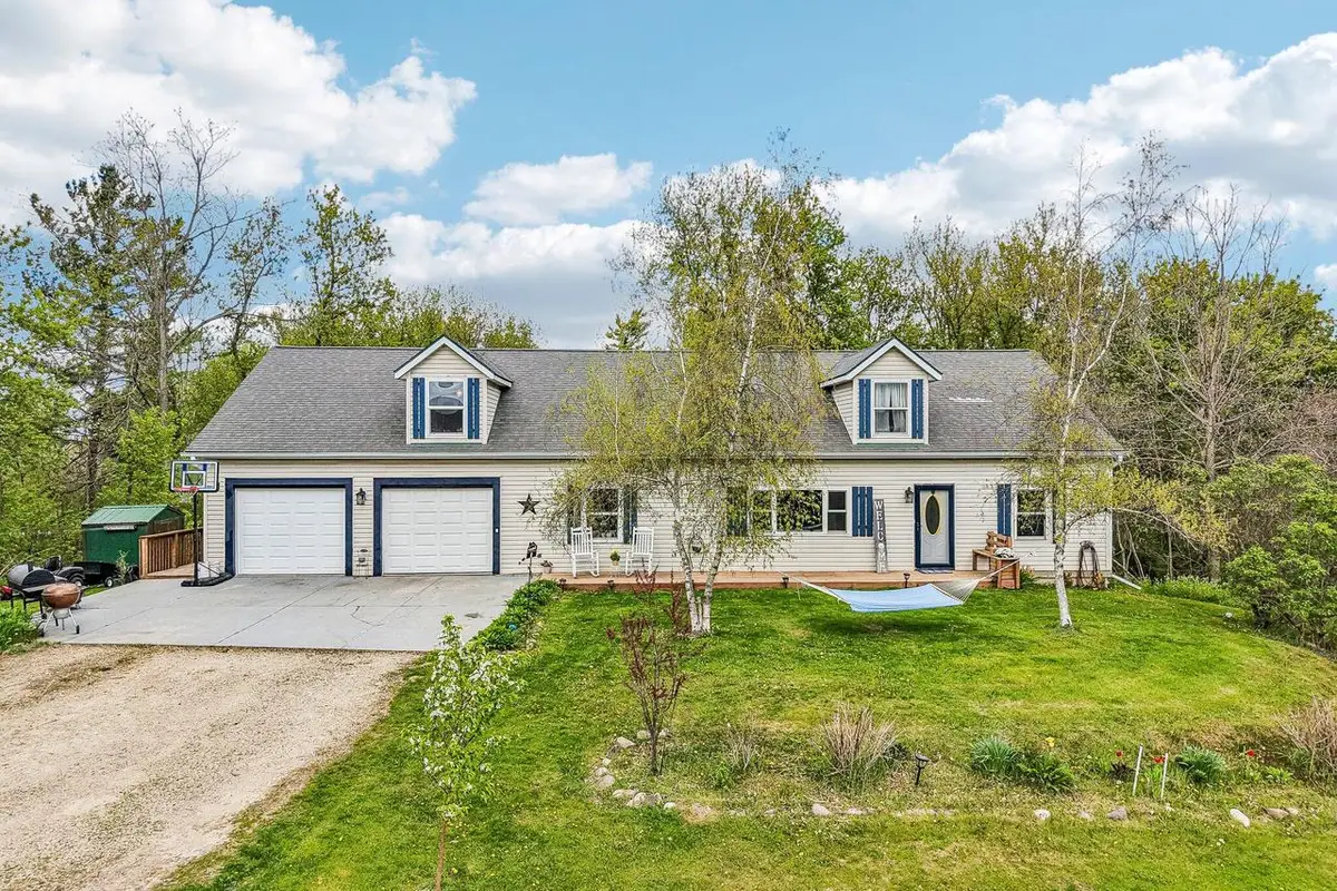 5530 Beaver Dam ROAD, West Bend, WI 53090 - #1