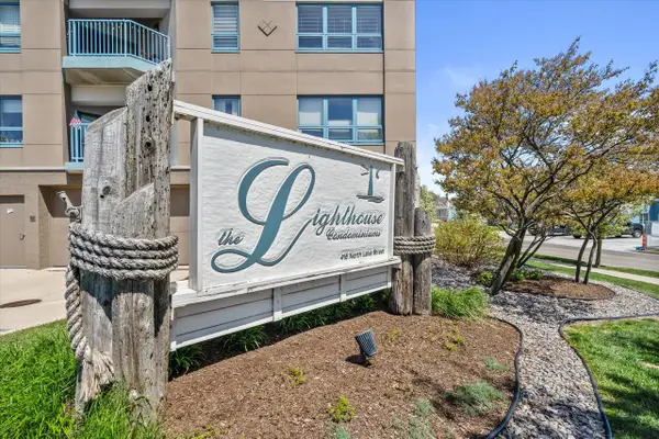 415 N Lake STREET #701-702, Port Washington, WI 53074