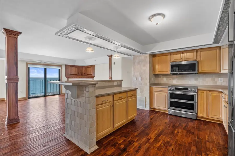 415 N Lake STREET #702, Port Washington, WI 53074 - #3