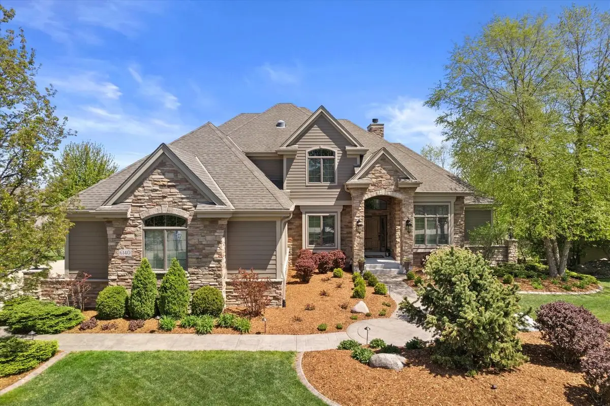 6140 Conservancy DRIVE, New Berlin, WI 53151 - #1