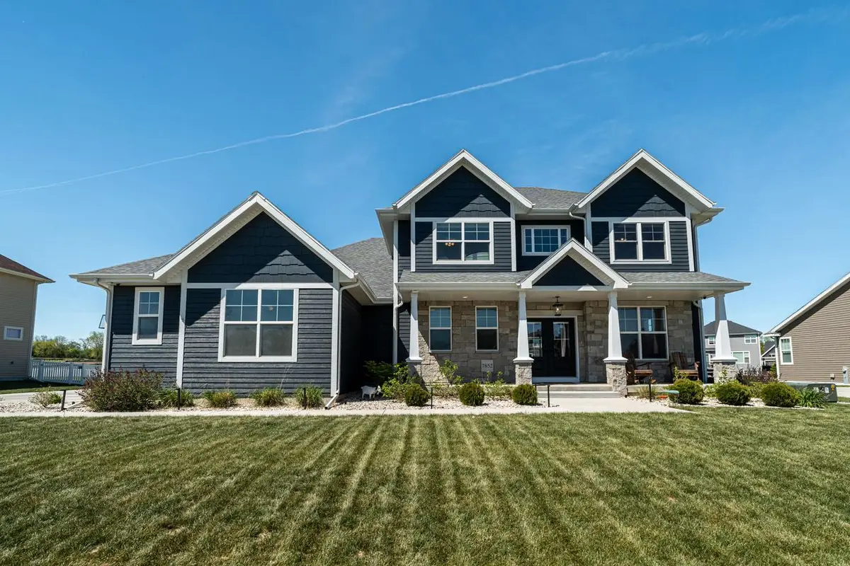7852 Preserve PARKWAY, Mequon, WI 53097 - #1