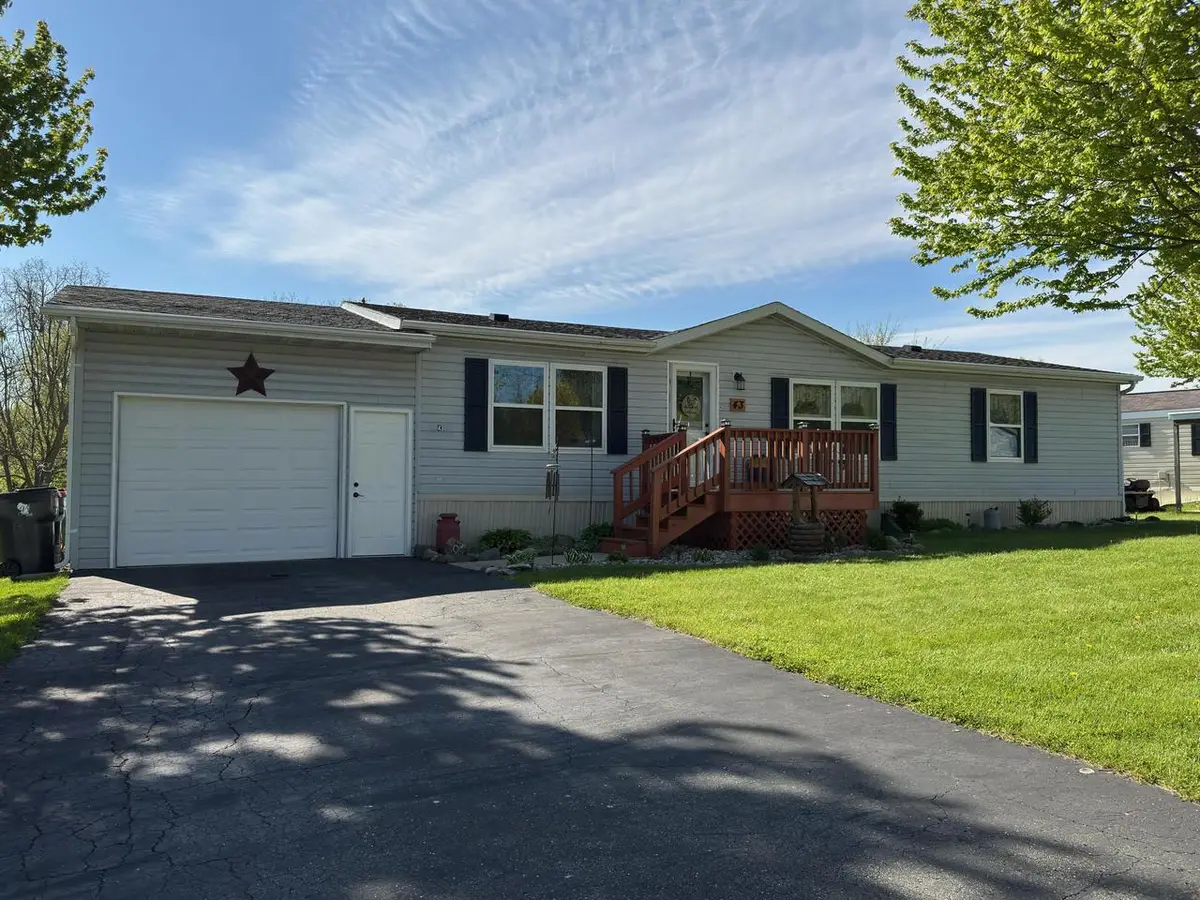 105 Aztanlan STREET #43, Johnson Creek, WI 53038 - #1