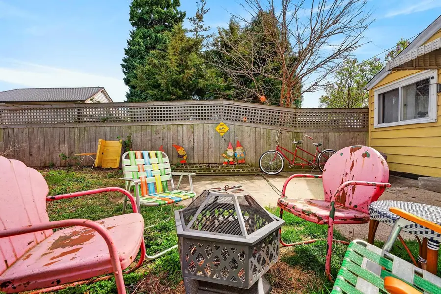 925 Lincoln AVENUE, Milwaukee, WI 53207 - #3
