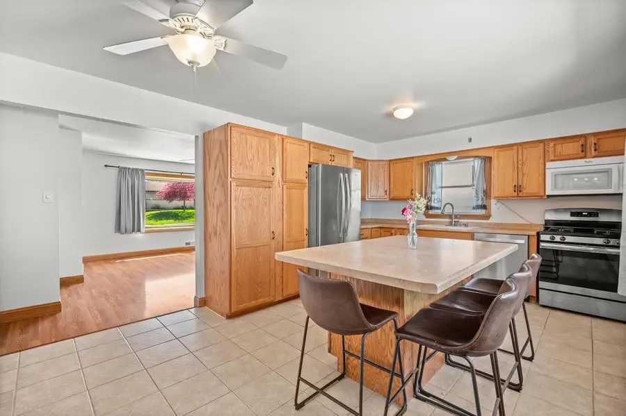 1790 Spruce COURT, South Milwaukee, WI 53172 - #2