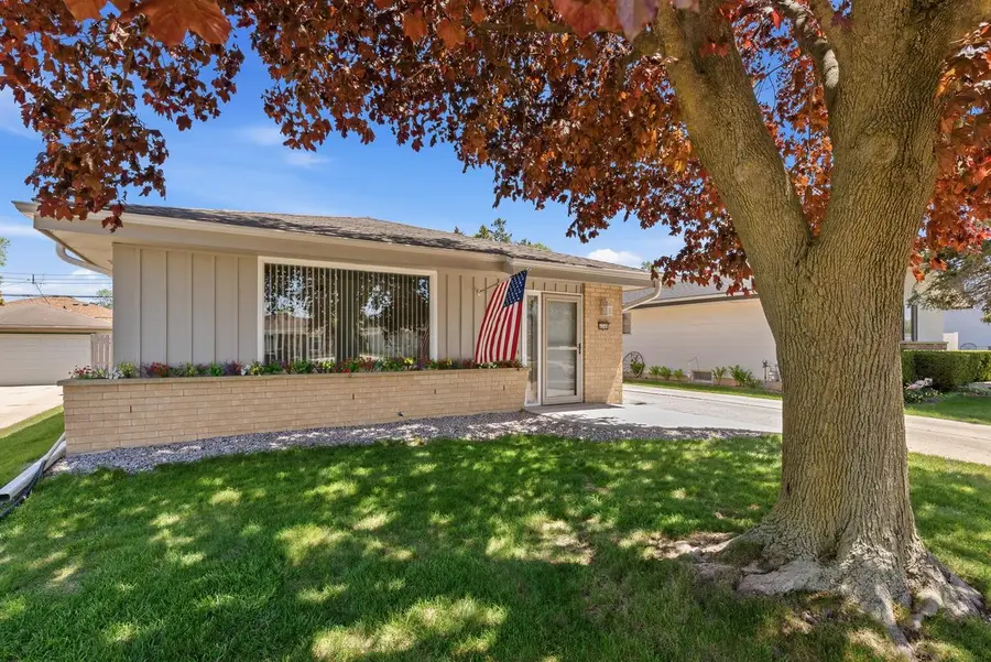 4248 91st PLACE, Greenfield, WI 53228 - #3