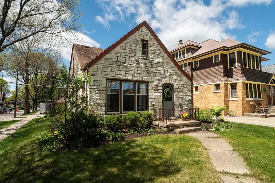 2505 62nd STREET, Wauwatosa, WI 53213 - #2