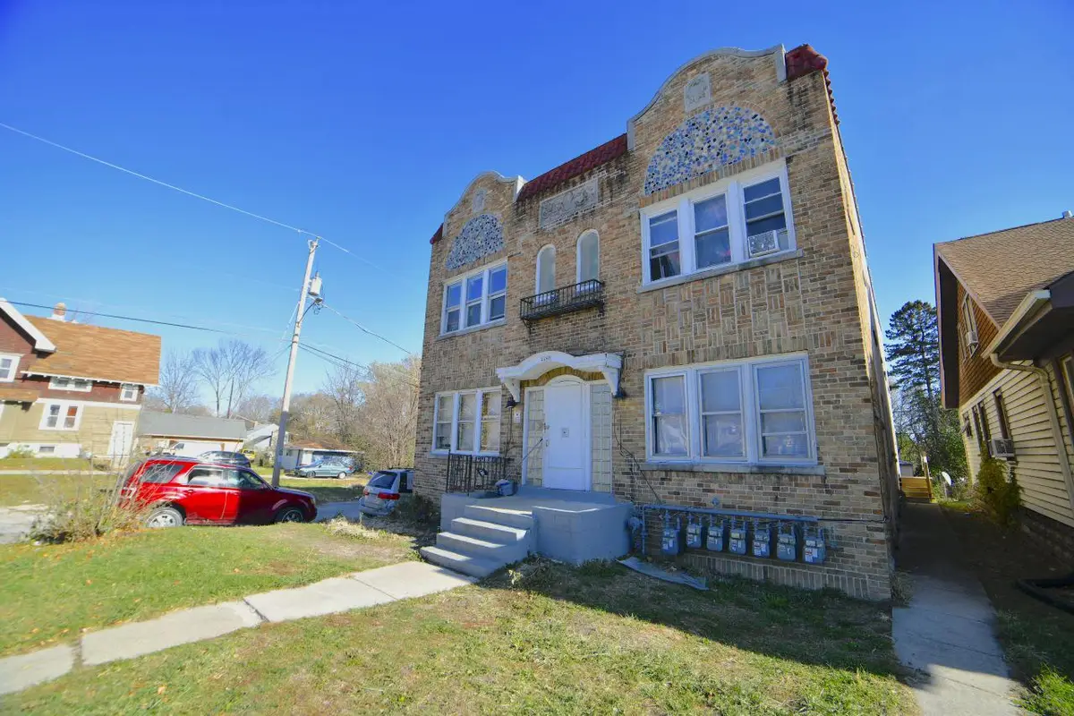 4480 Hopkins STREET, Milwaukee, WI 53209 - #1