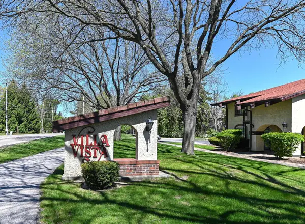 N82W13500 Fond Du Lac AVENUE #A203, Menomonee Falls, WI 53051