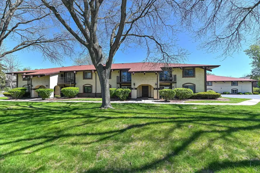 N82W13500 Fond Du Lac AVENUE #A203, Menomonee Falls, WI 53051 - #2