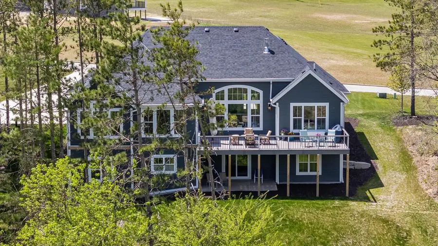 2050 Paradise Hills COURT, West Bend, WI 53095 - #2