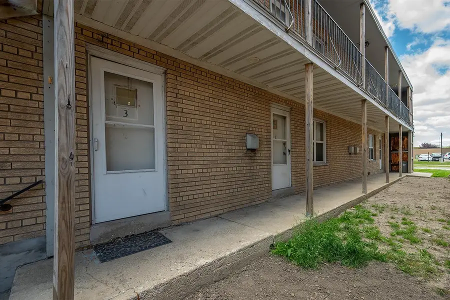 5315 National AVENUE, West Milwaukee, WI 53214 - #3