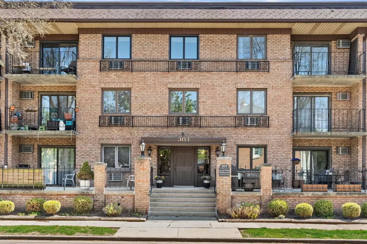 303 Henry Clay STREET #104, Whitefish Bay, WI 53217 - #1
