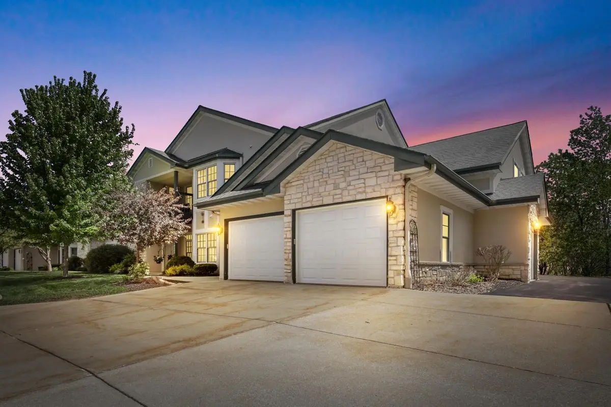 10210 Deerwood LANE, Franklin, WI 53132 - #1