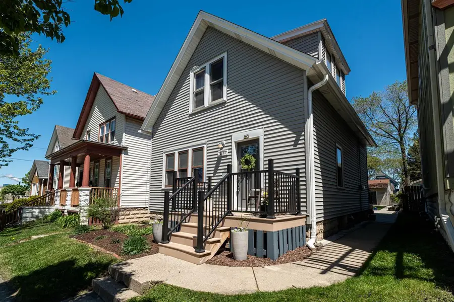 2138 S Allis STREET, Milwaukee, WI 53207 - #2