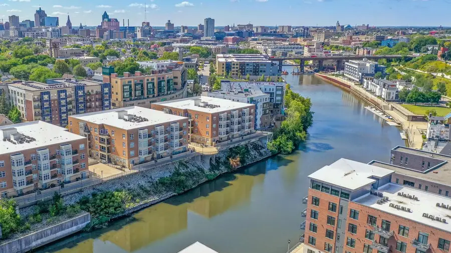 1905 Water STREET #403, Milwaukee, WI 53202 - #2