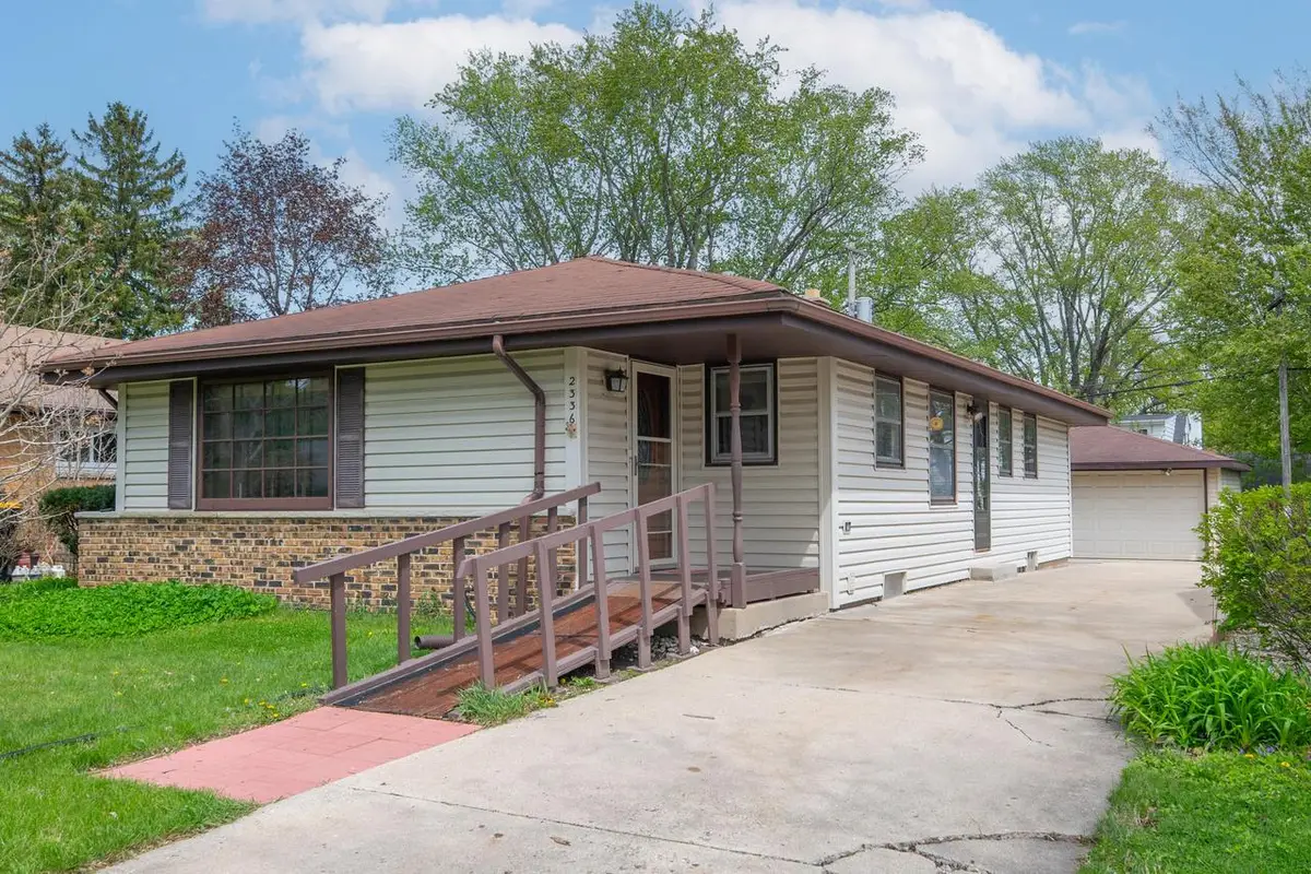 2336 116th STREET, Wauwatosa, WI 53226 - #1