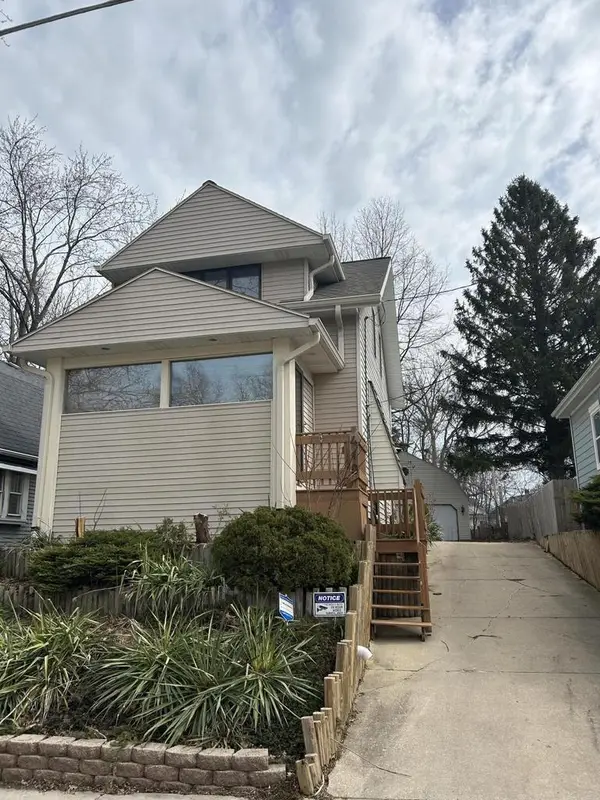 419 Hayes AVENUE, Racine, WI 53405