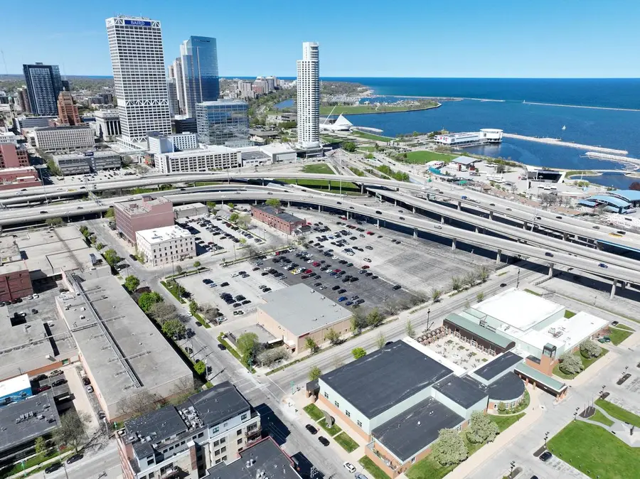 525 E Chicago STREET #205, Milwaukee, WI 53202 - #2